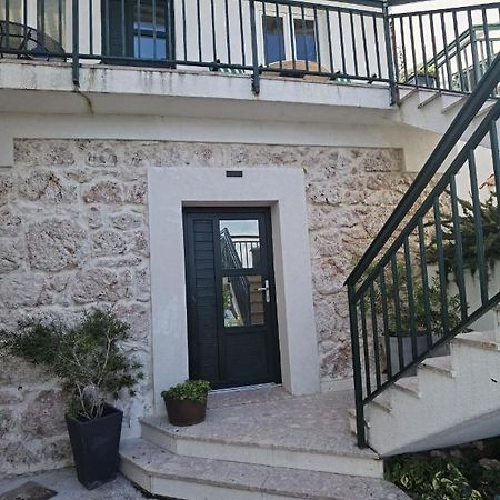 דירות גראדאץ Manda Gradac מראה חיצוני תמונה